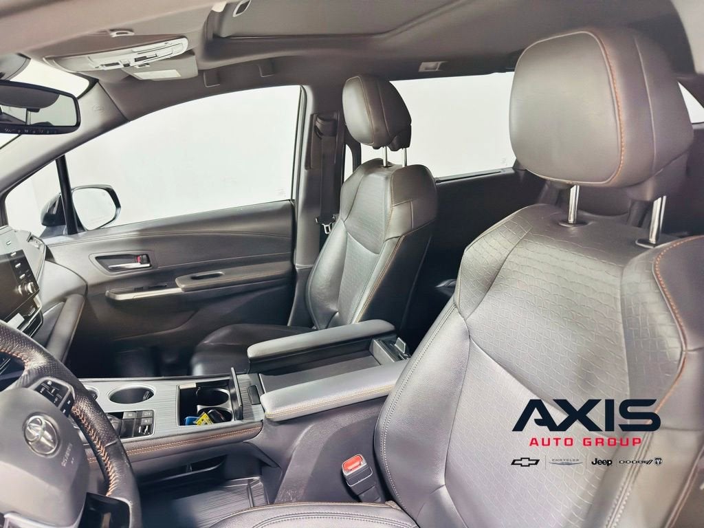 2021 Toyota Sienna XSE