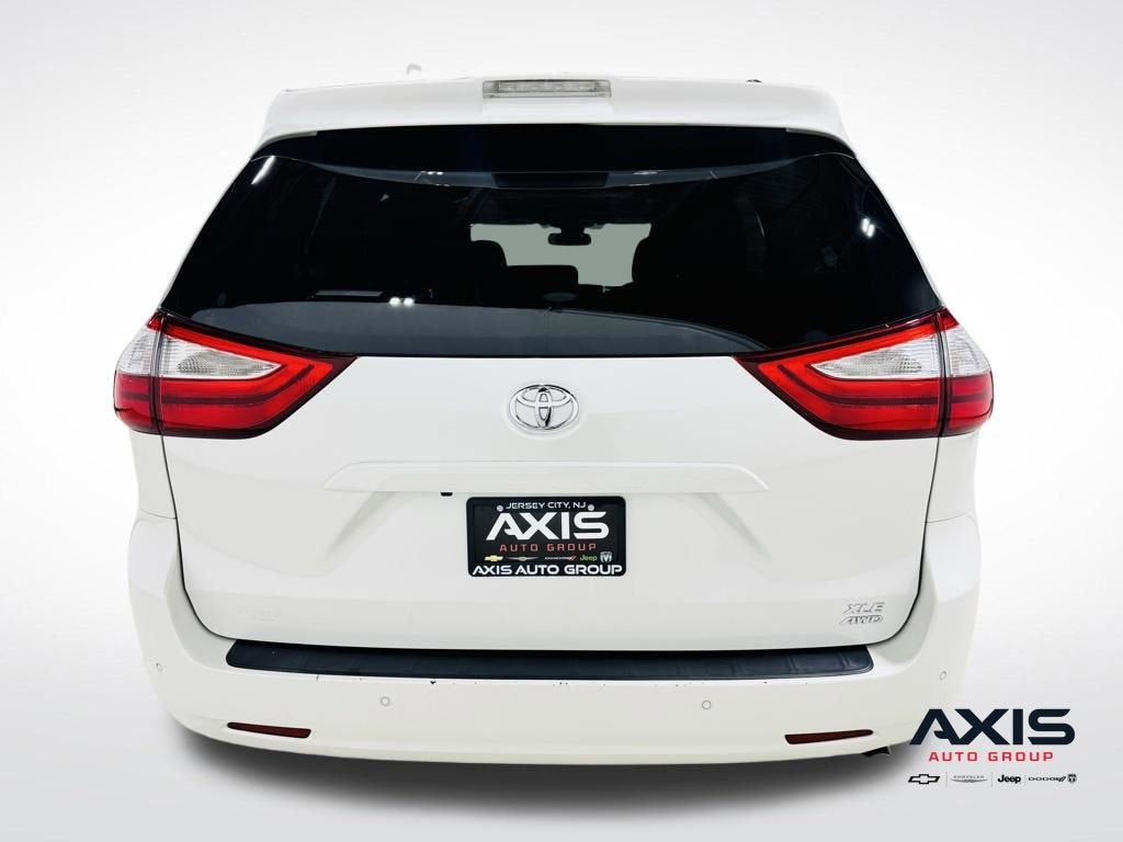 2019 Toyota Sienna XLE Premium 7 Passenger