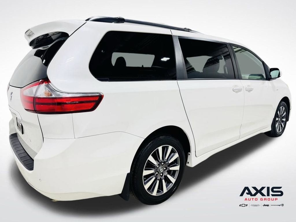 2019 Toyota Sienna XLE Premium 7 Passenger