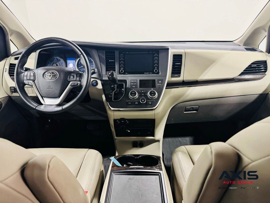 2019 Toyota Sienna XLE Premium 7 Passenger