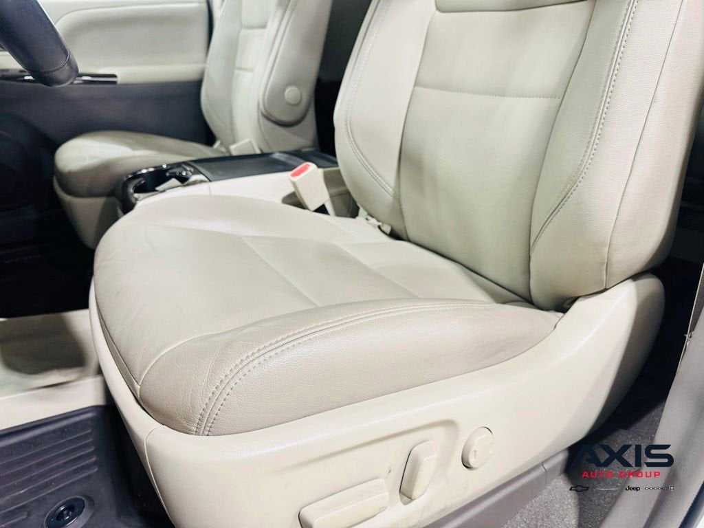2019 Toyota Sienna XLE Premium 7 Passenger