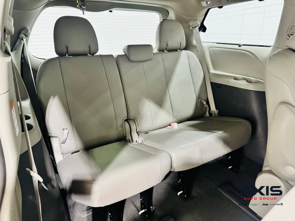 2019 Toyota Sienna XLE Premium 7 Passenger