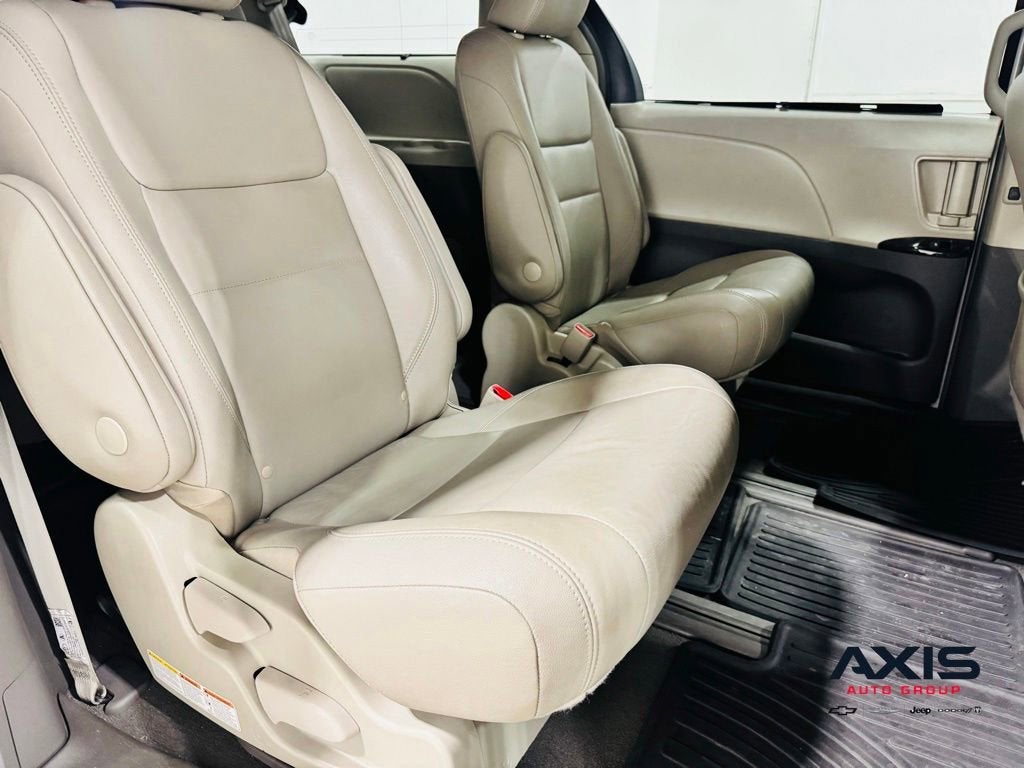 2019 Toyota Sienna XLE Premium 7 Passenger
