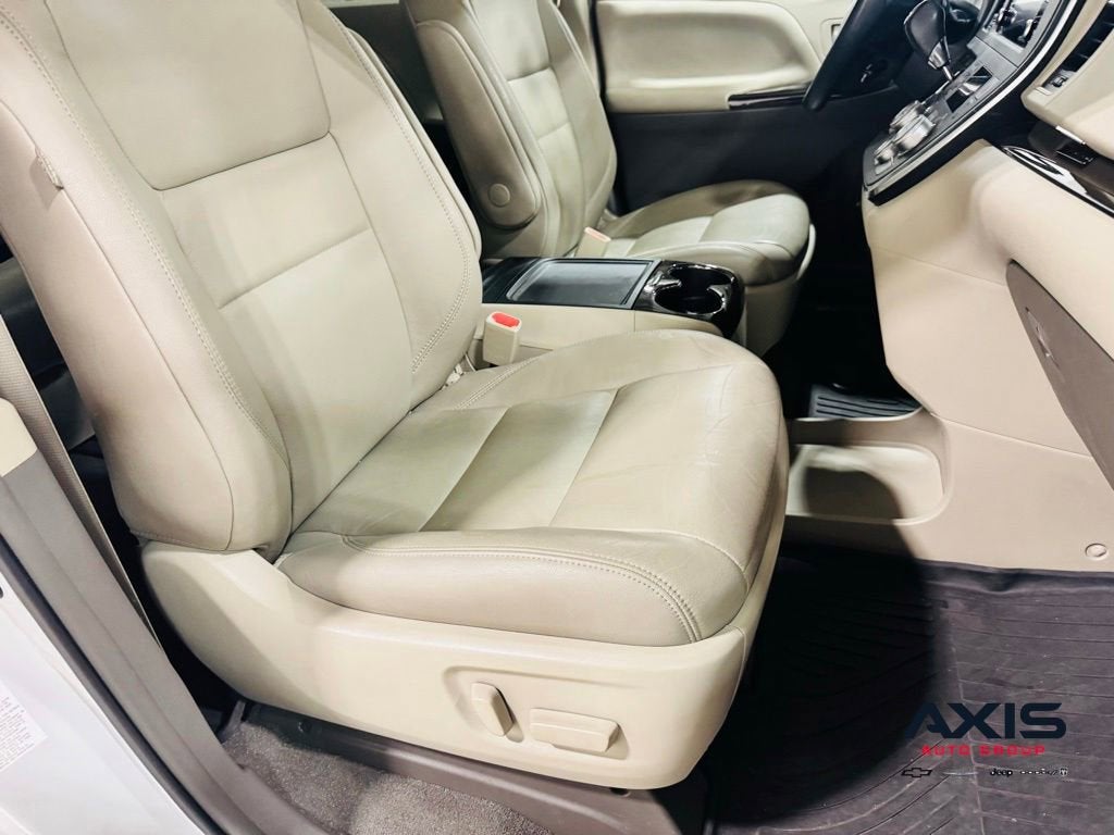 2019 Toyota Sienna XLE Premium 7 Passenger