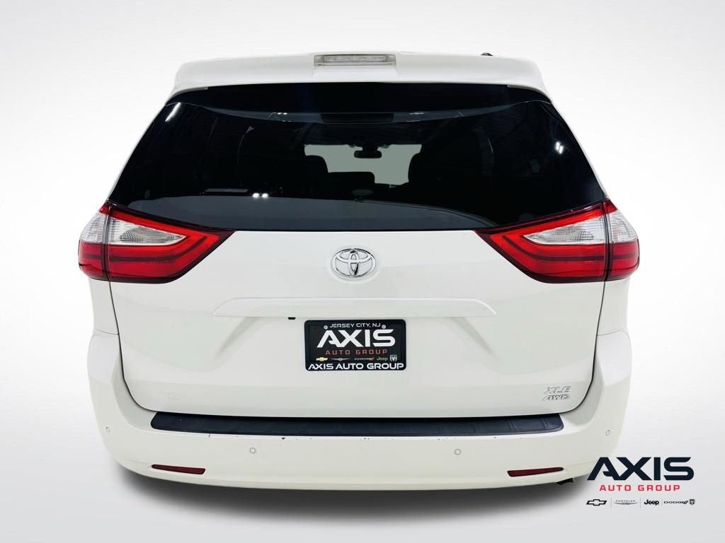 2019 Toyota Sienna XLE Premium 7 Passenger