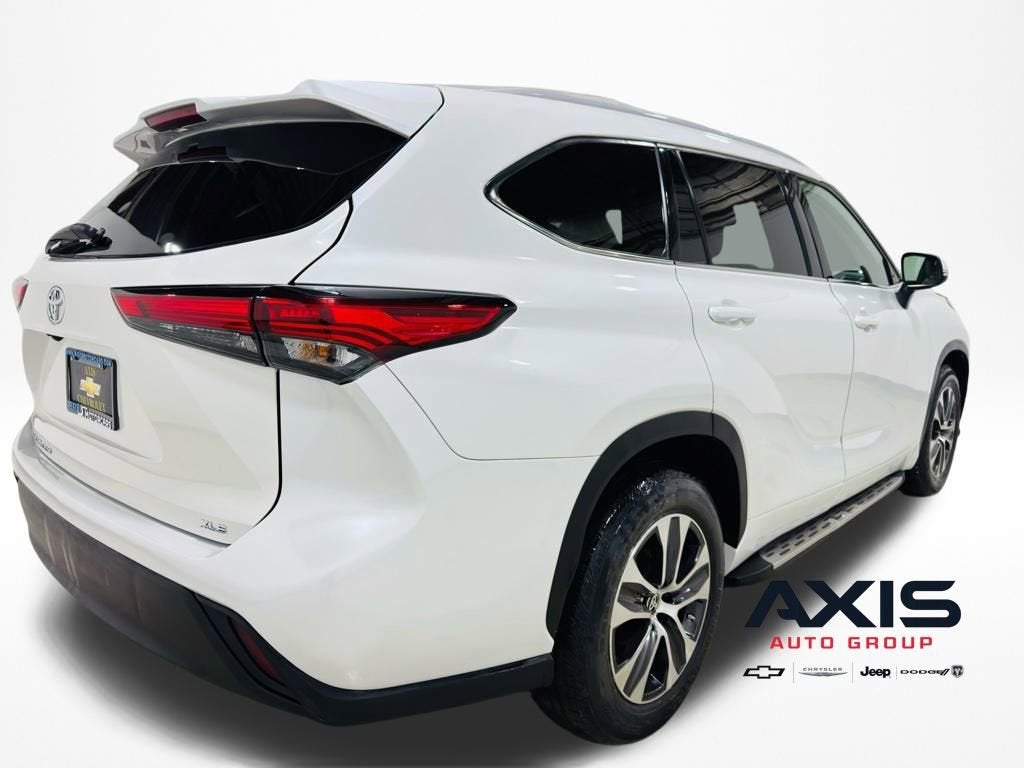 2022 Toyota Highlander XLE