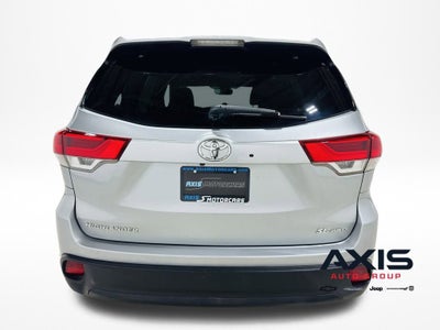 2018 Toyota Highlander SE
