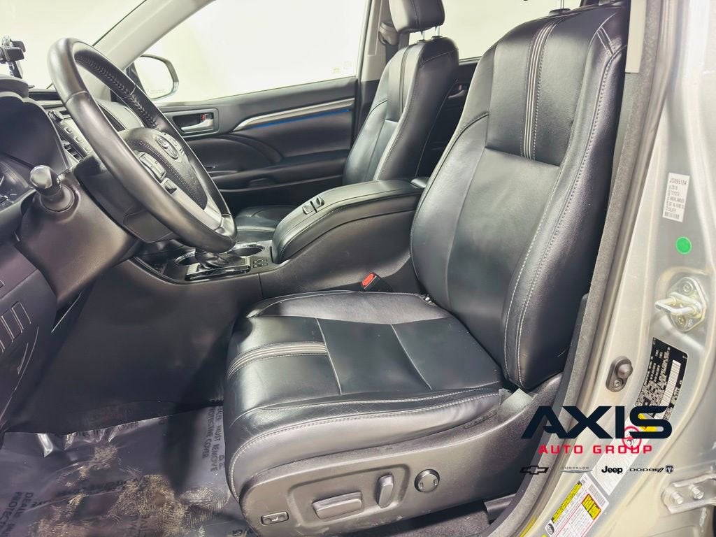 2018 Toyota Highlander SE