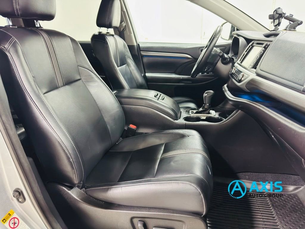 2018 Toyota Highlander SE