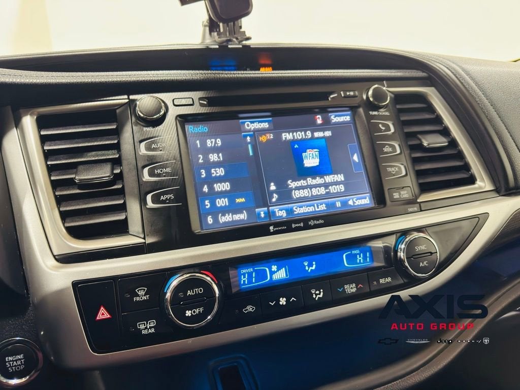 2018 Toyota Highlander SE