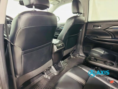 2018 Toyota Highlander SE
