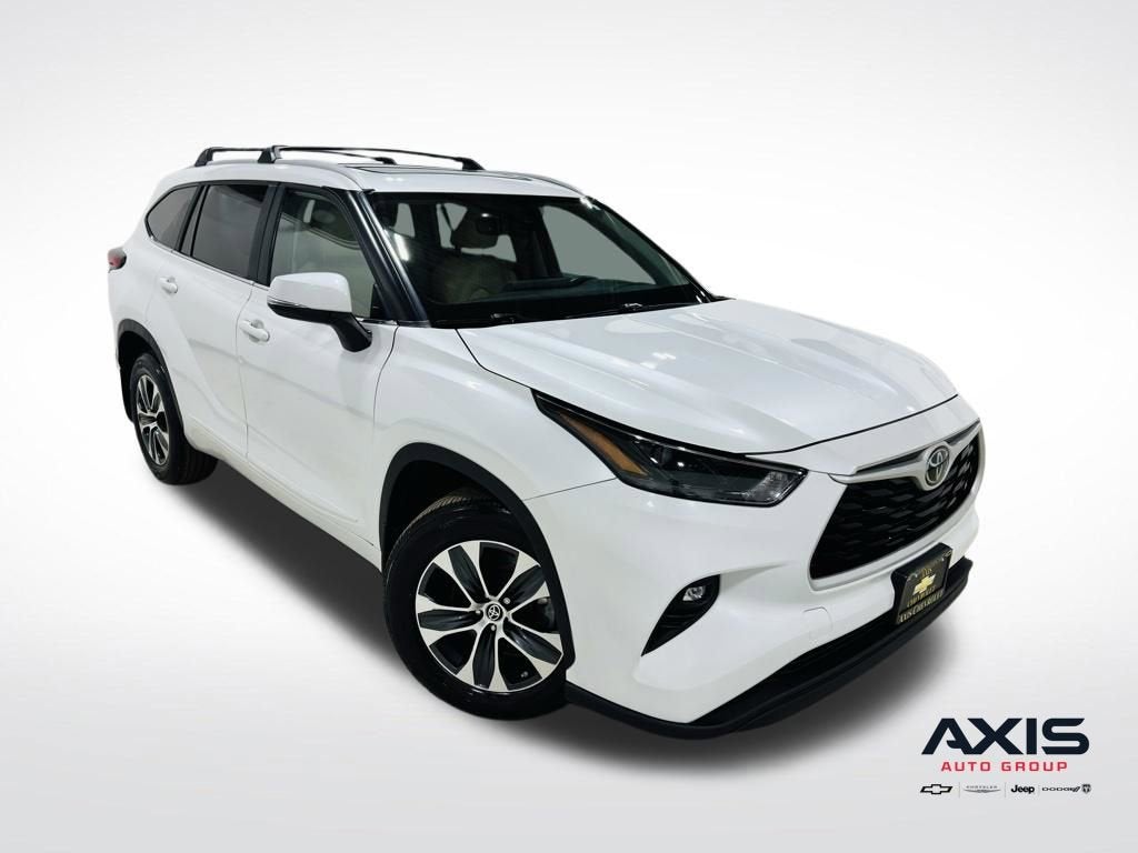 2023 Toyota Highlander XLE