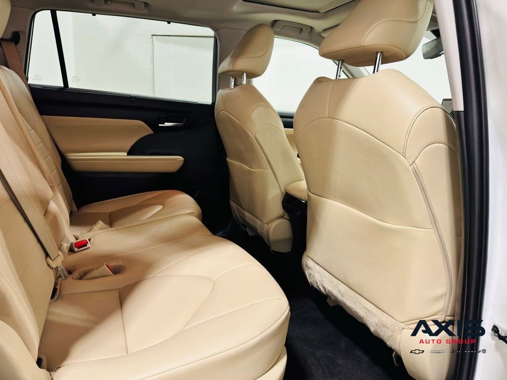 2023 Toyota Highlander XLE