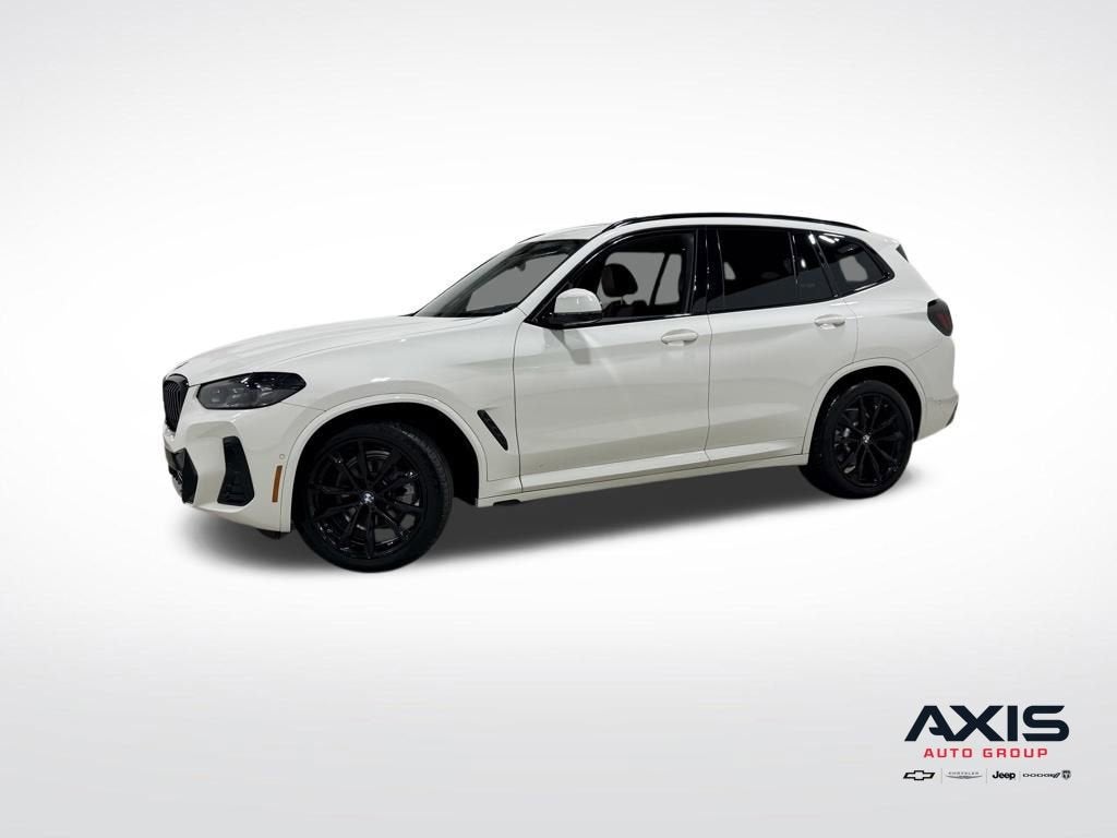 2023 BMW X3 sDrive30i's photo