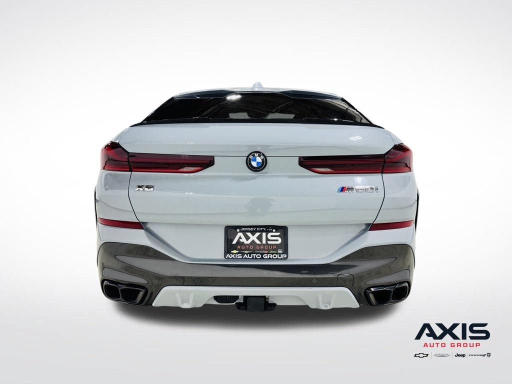 2024 BMW X6 M60i