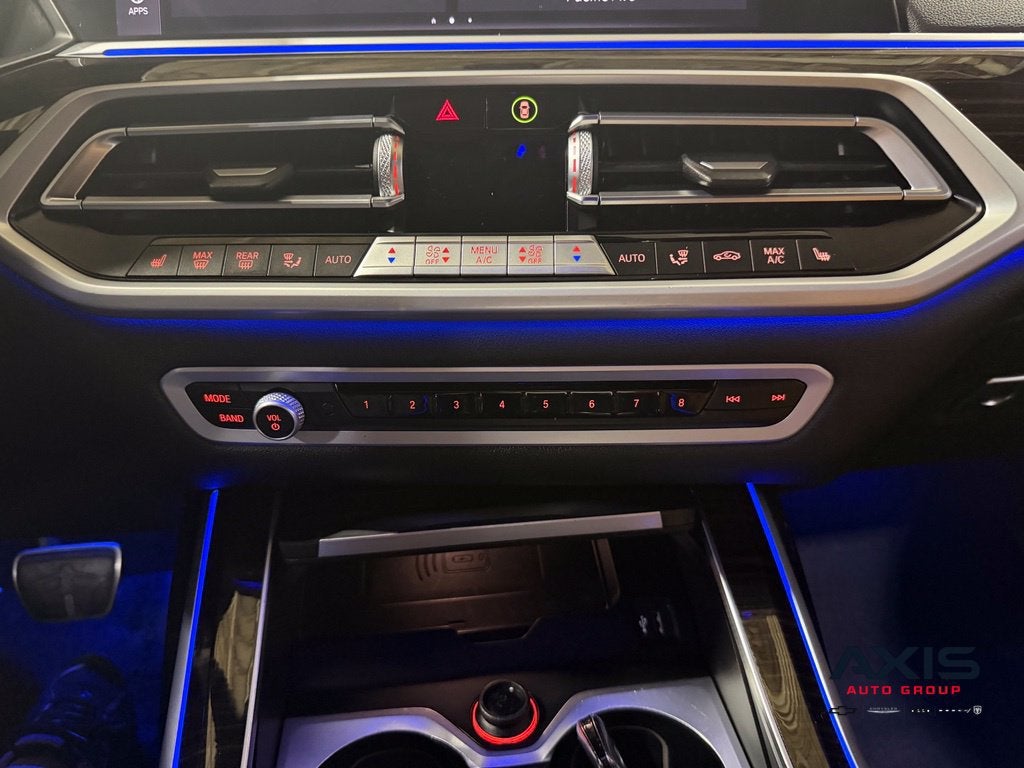 2021 BMW X7 M50i