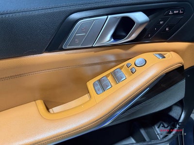 2021 BMW X7 M50i