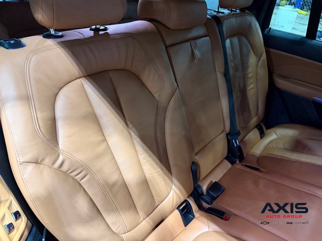 2021 BMW X7 M50i