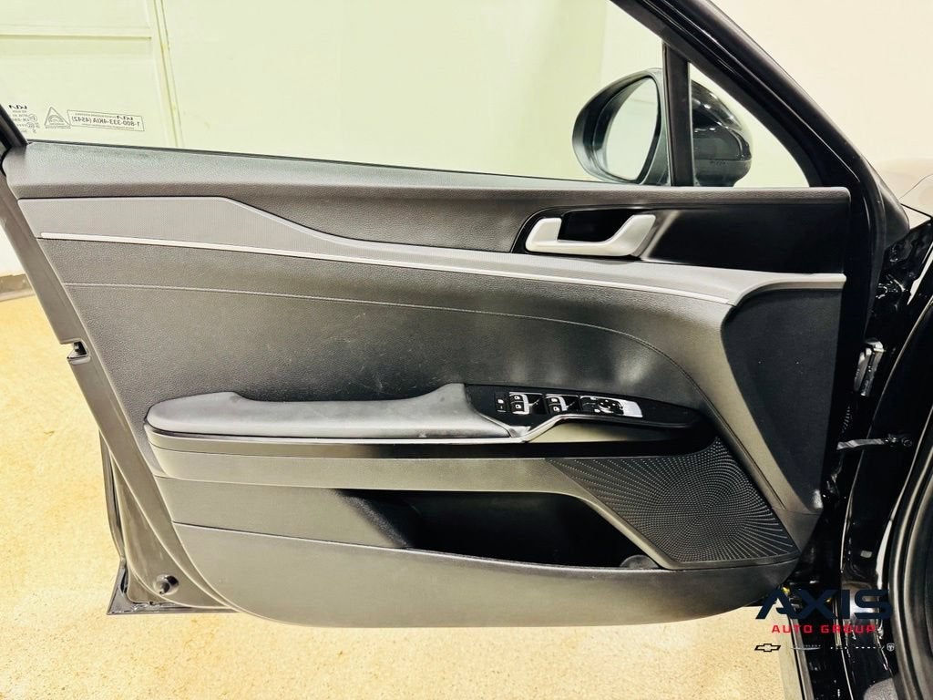 2024 Kia K5 LXS