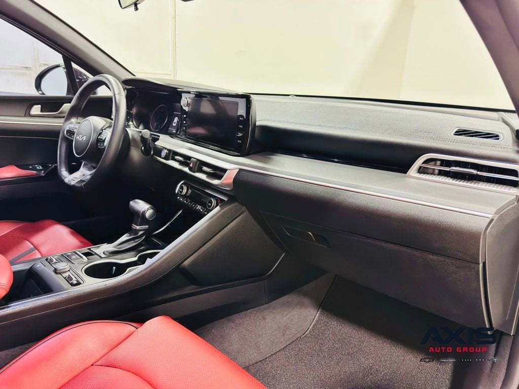 2024 Kia K5 GT-Line