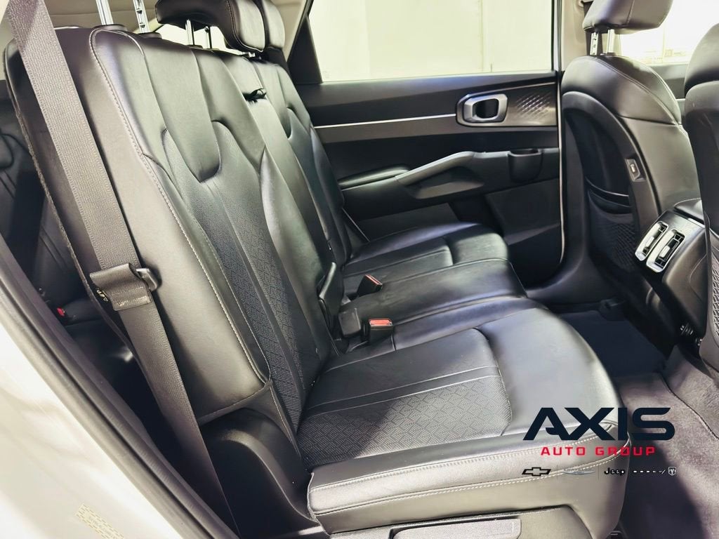 2022 Kia Sorento S