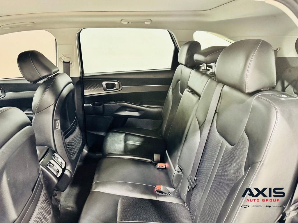 2023 Kia Sorento S