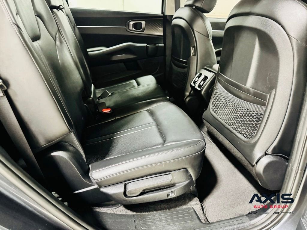 2023 Kia Sorento S