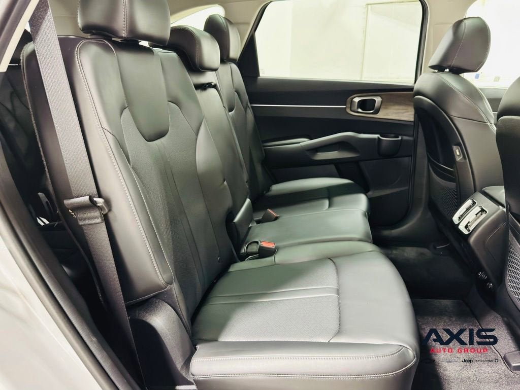 2023 Kia Sorento X-Line S