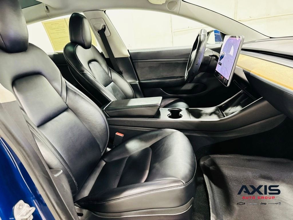 2020 Tesla Model 3 Standard Range Rear-Wheel Drive