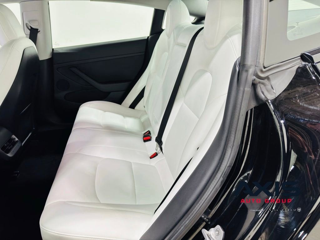 2022 Tesla Model 3 Rear-Wheel Drive