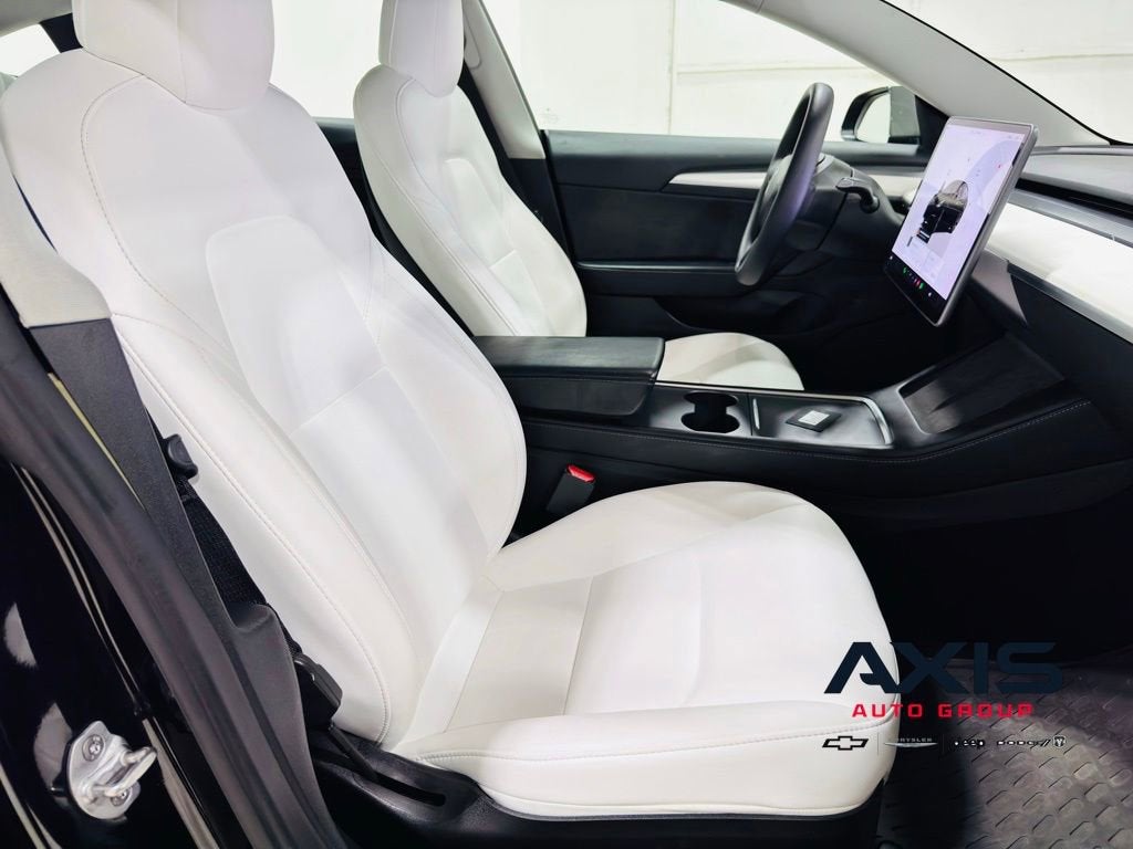 2022 Tesla Model 3 Rear-Wheel Drive