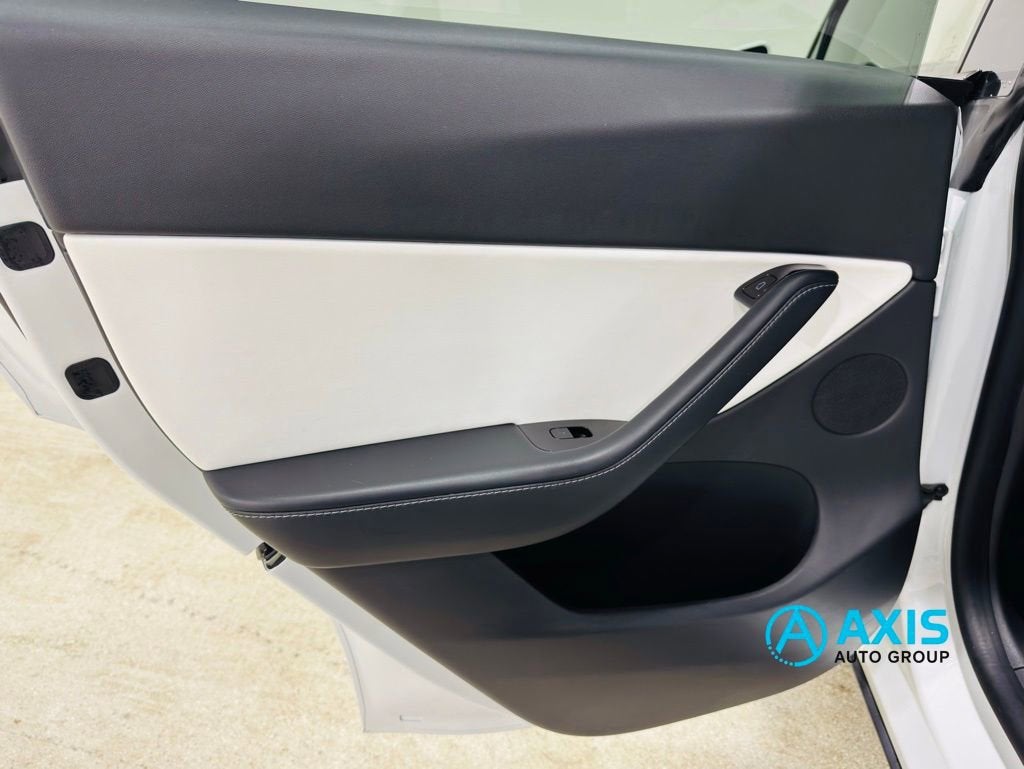 2021 Tesla Model Y Standard Range Rear-Wheel Drive