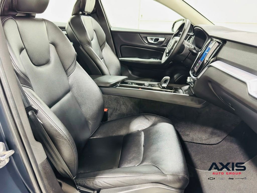 2025 Volvo S60 Core