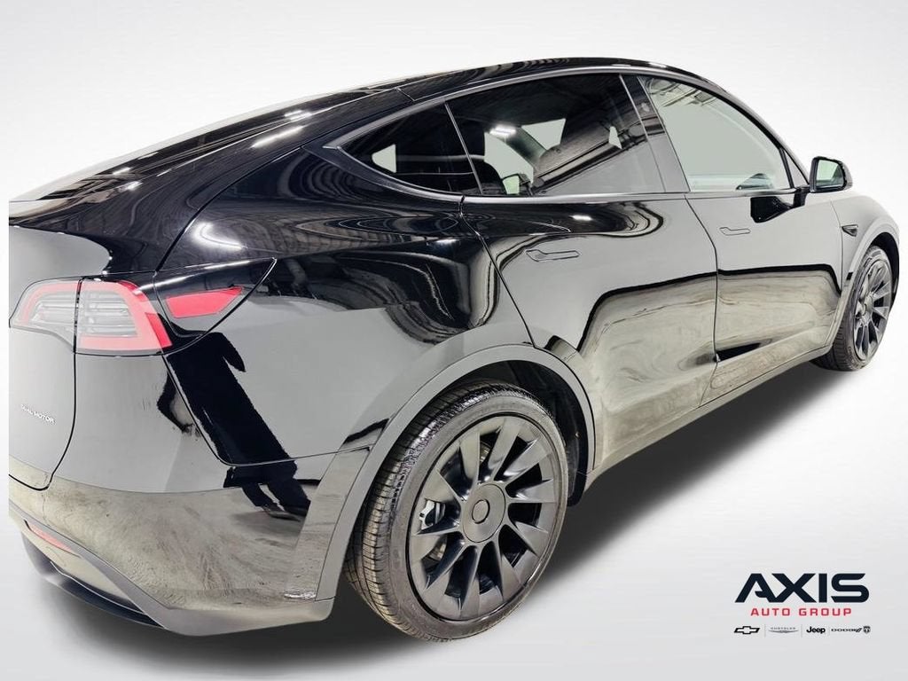 2025 Tesla Model Y Long Range Dual Motor All-Wheel Drive