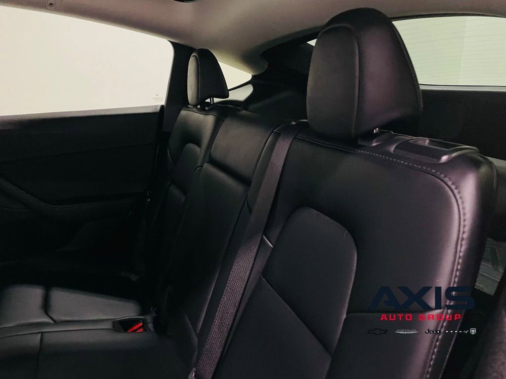 2022 Tesla Model Y Long Range Dual Motor All-Wheel Drive