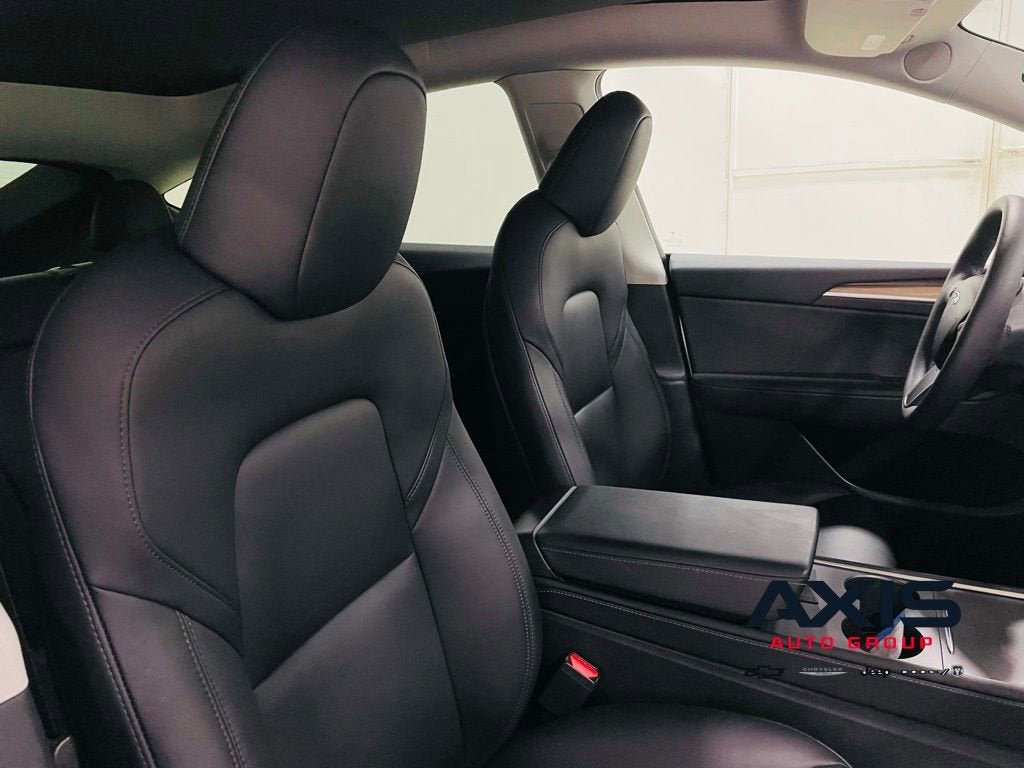 2022 Tesla Model Y Long Range Dual Motor All-Wheel Drive