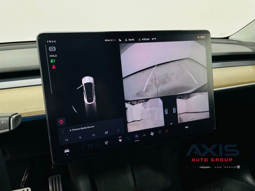 2022 Tesla Model Y Long Range Dual Motor All-Wheel Drive