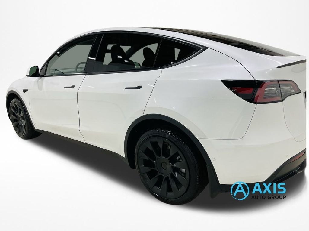 2022 Tesla Model Y Long Range Dual Motor All-Wheel Drive