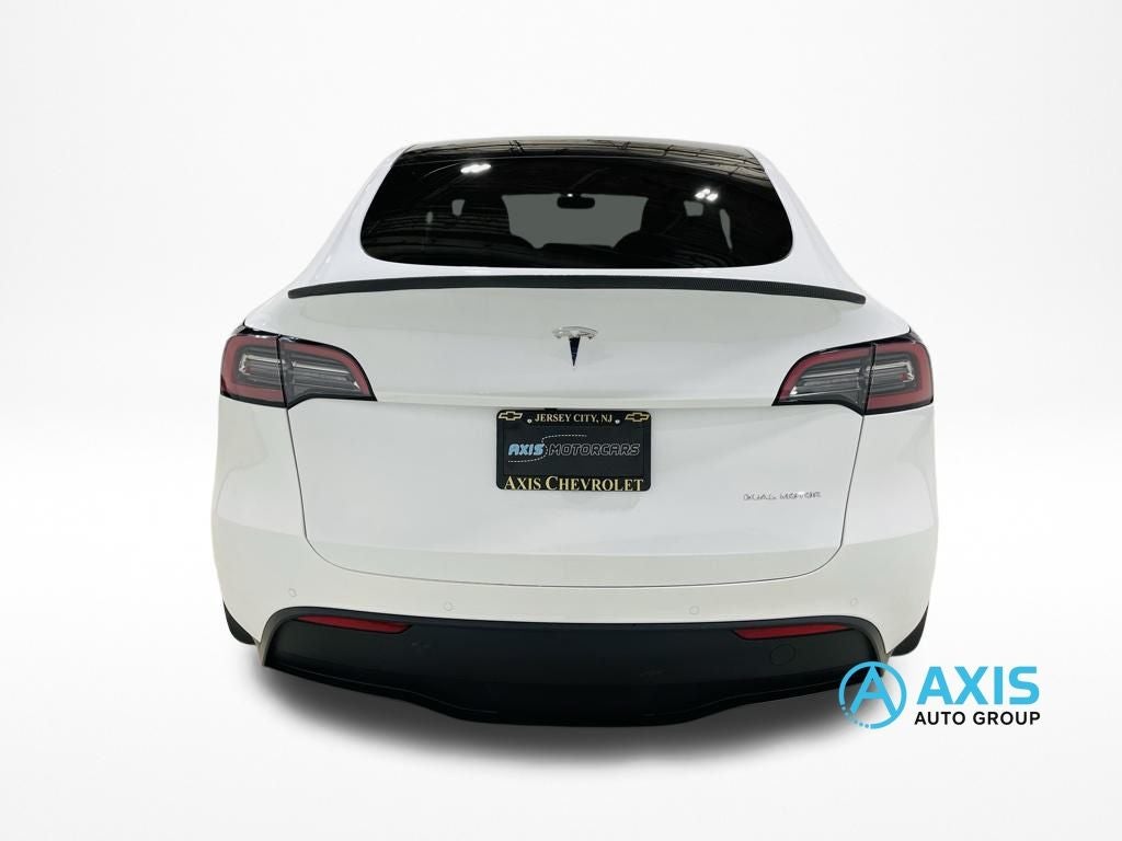 2022 Tesla Model Y Long Range Dual Motor All-Wheel Drive