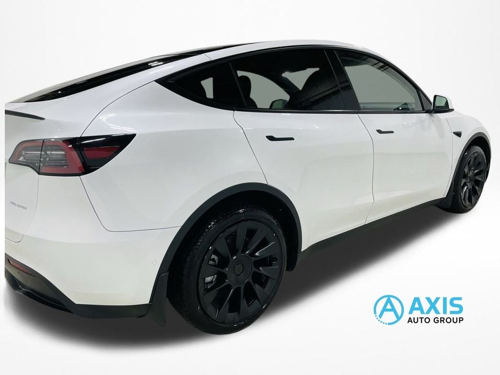 2022 Tesla Model Y Long Range Dual Motor All-Wheel Drive