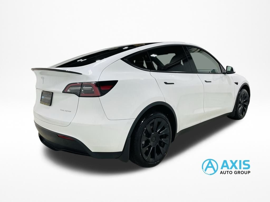 2022 Tesla Model Y Long Range Dual Motor All-Wheel Drive