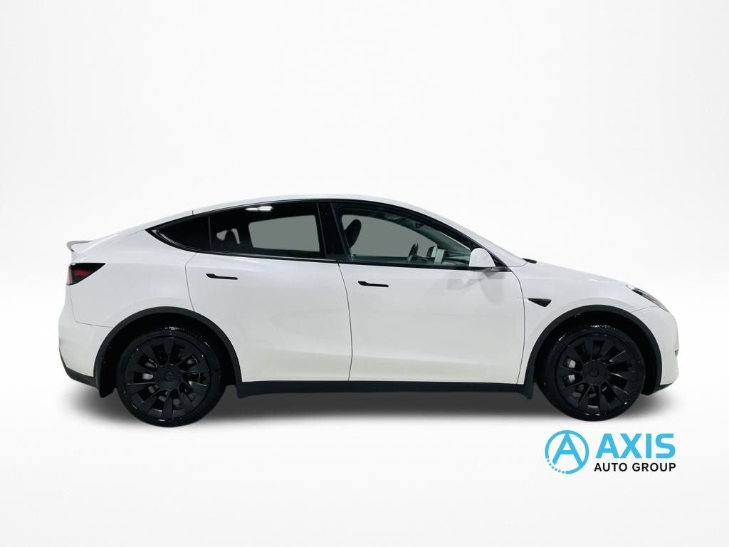 2022 Tesla Model Y Long Range Dual Motor All-Wheel Drive