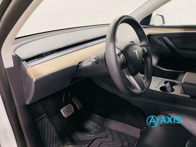 2022 Tesla Model Y Long Range Dual Motor All-Wheel Drive