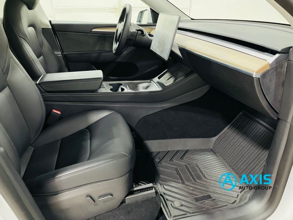 2022 Tesla Model Y Long Range Dual Motor All-Wheel Drive