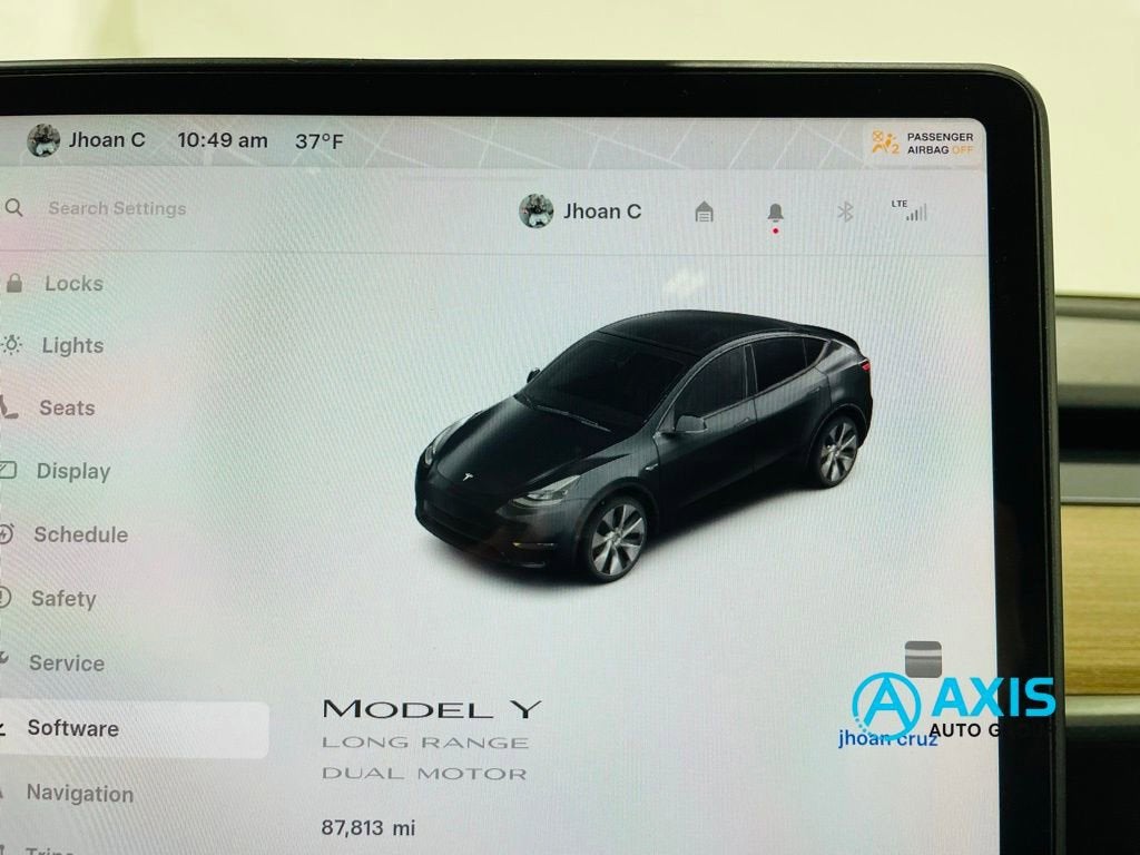 2023 Tesla Model Y Long Range