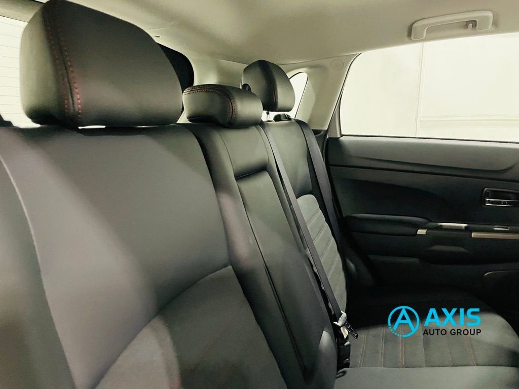 2025 Mitsubishi Outlander Sport S