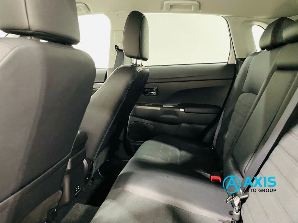 2025 Mitsubishi Outlander Sport S