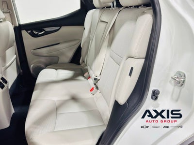 2022 Nissan Rogue Sport SL AWD Xtronic CVT