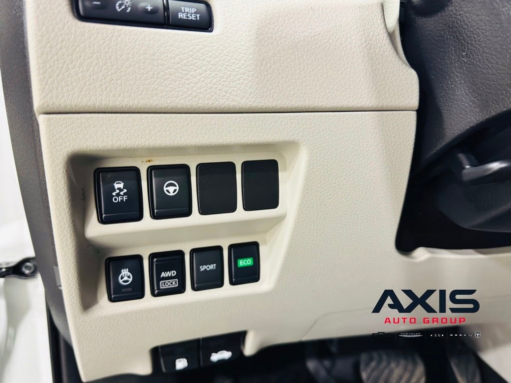 2022 Nissan Rogue Sport SL AWD Xtronic CVT