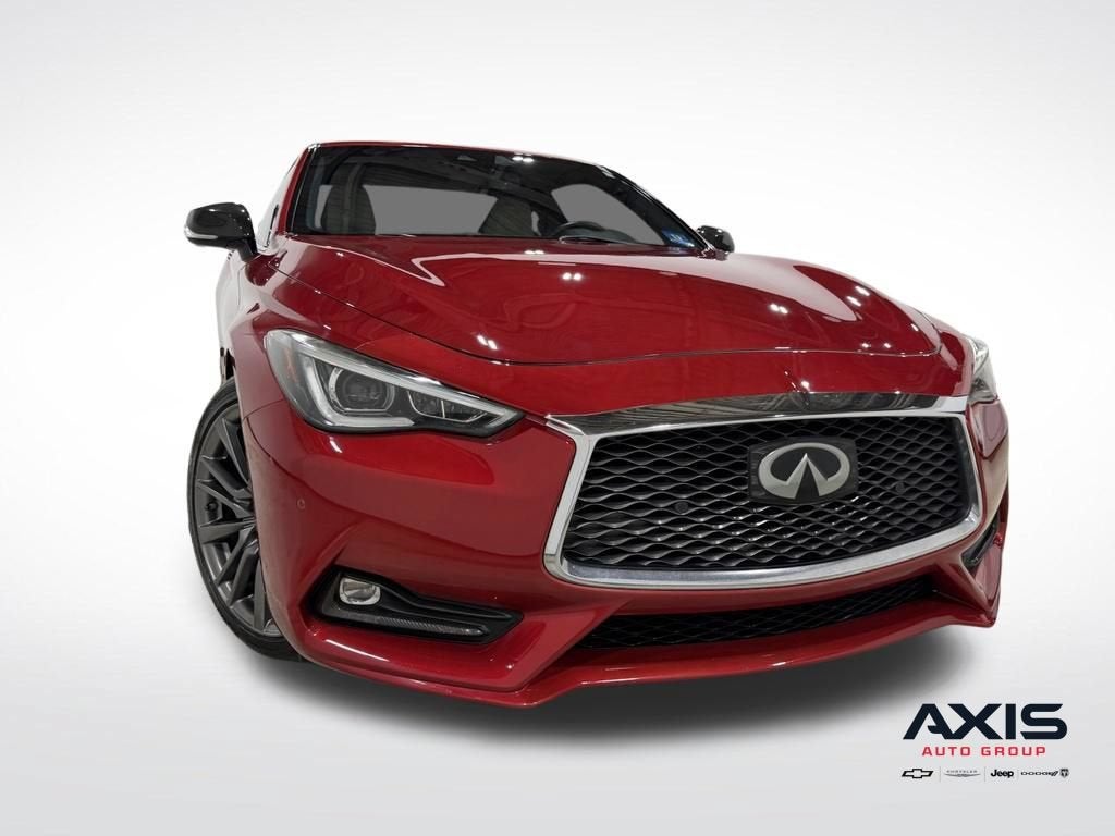 2017 INFINITI Q60 Red Sport 400